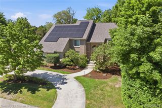 4876 Justin Lane, West Bloomfield, MI 48322