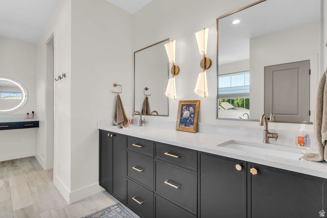 11674 S MYERS PARK LN, Riverton, UT 84065