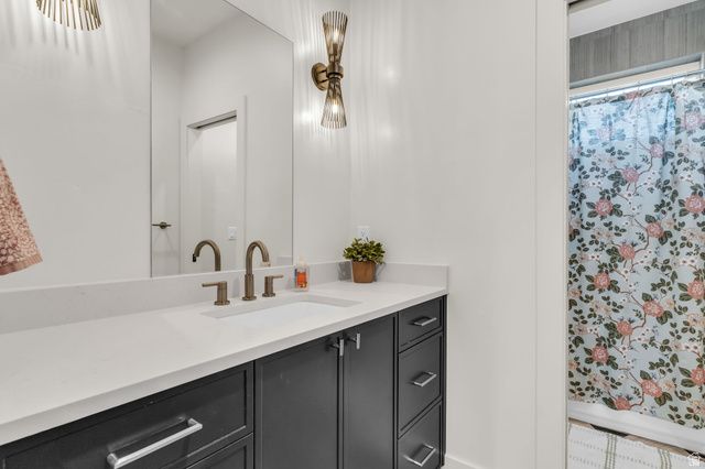 11674 S MYERS PARK LN, Riverton, UT 84065