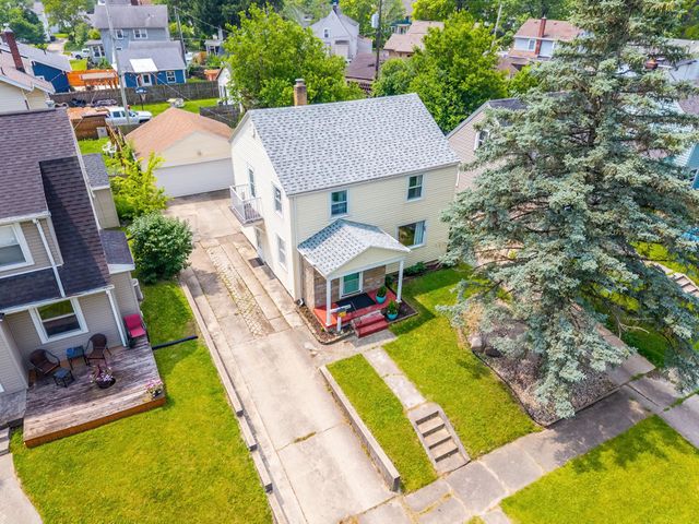 2222 Lawndale Drive, Fort Wayne, IN 46805