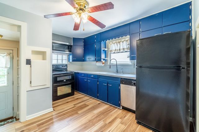 2222 Lawndale Drive, Fort Wayne, IN 46805