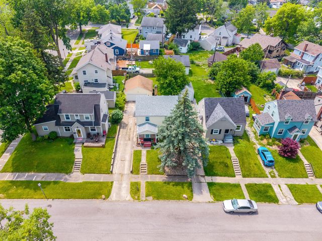 2222 Lawndale Drive, Fort Wayne, IN 46805