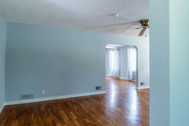 2222 Lawndale Drive, Fort Wayne, IN 46805