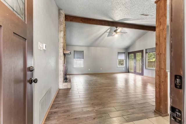 6101 Sun Vista DR, Austin, TX 78749