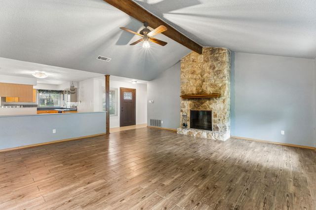 6101 Sun Vista DR, Austin, TX 78749