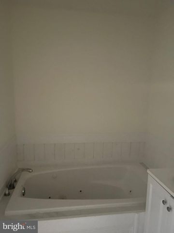 7005 KNIGHTHOOD LN, Columbia, MD 21045