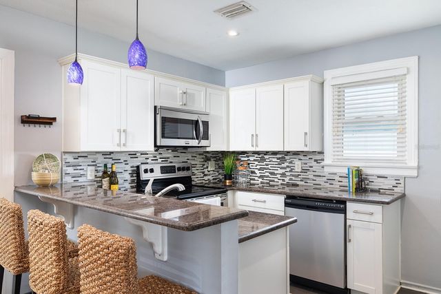 220 E GRANT STREET, Orlando, FL 32806