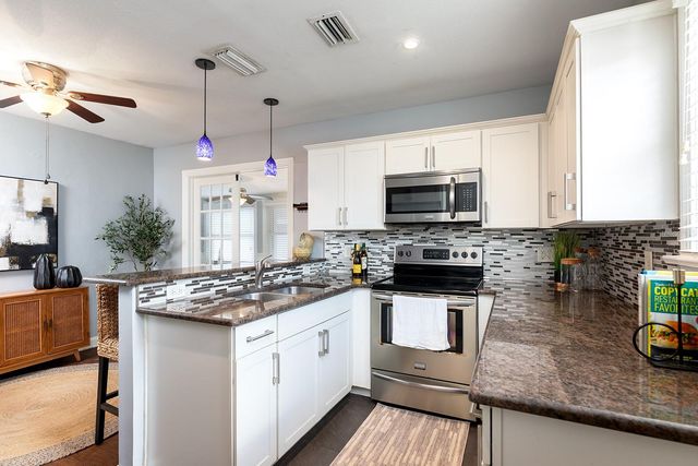 220 E GRANT STREET, Orlando, FL 32806