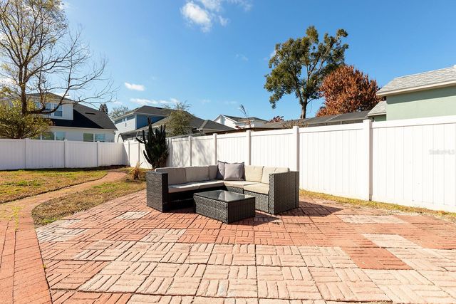 220 E GRANT STREET, Orlando, FL 32806