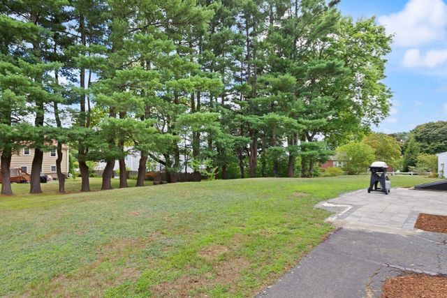 46 Bruce Rd, Norwood, MA 02062