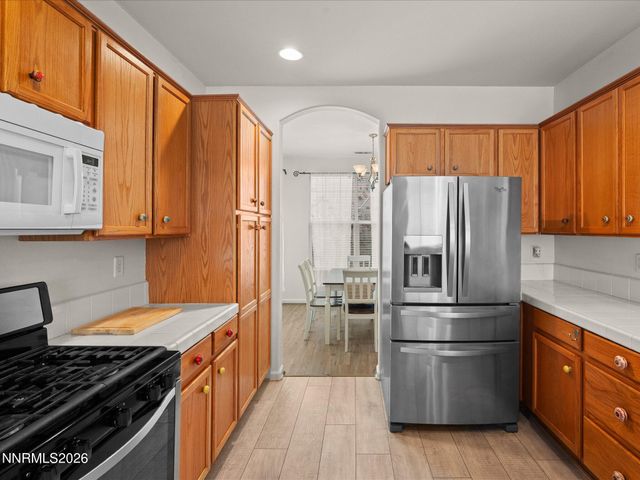 10465 Summershade Lane, Reno, NV 89521