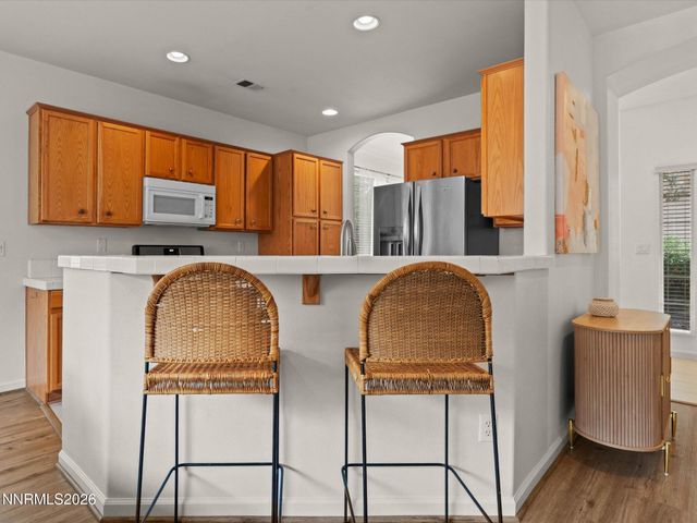 10465 Summershade Lane, Reno, NV 89521