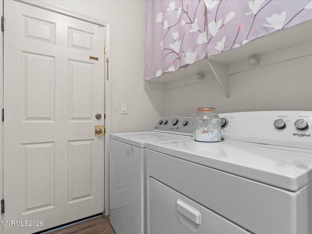 10465 Summershade Lane, Reno, NV 89521