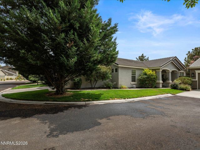 10465 Summershade Lane, Reno, NV 89521