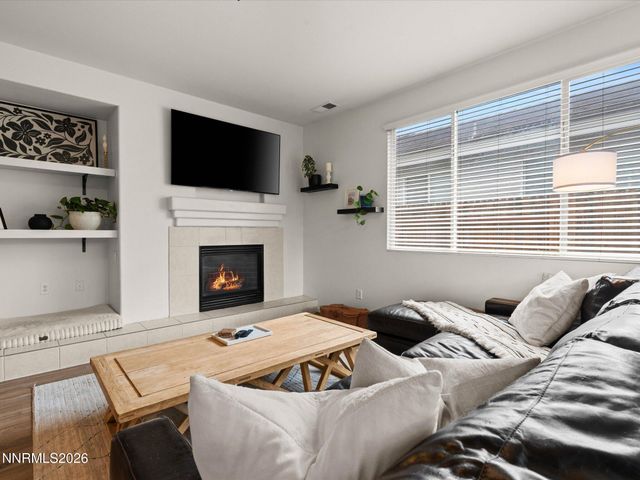 10465 Summershade Lane, Reno, NV 89521