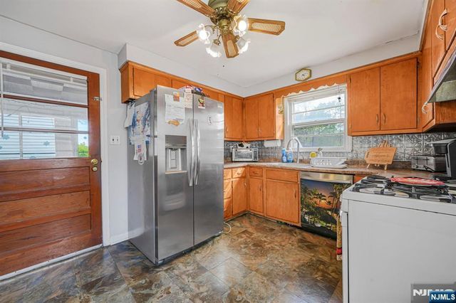 701 Centre Street, Nutley, NJ 07110