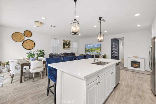 11783 Everly Drive, Corona, CA 92883