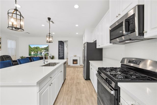 11783 Everly Drive, Corona, CA 92883