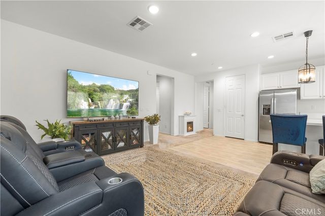 11783 Everly Drive, Corona, CA 92883