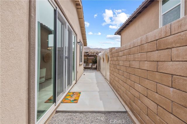 11783 Everly Drive, Corona, CA 92883