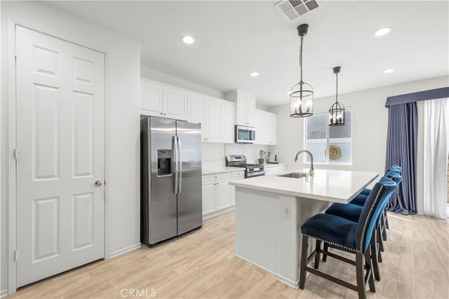 11783 Everly Drive, Corona, CA 92883