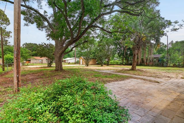 22 Clemson Drive, Aiken, SC 29803