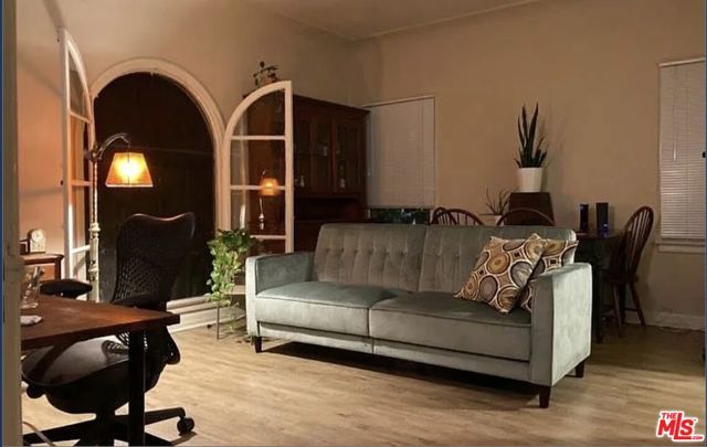 803 N Detroit Street, Los Angeles, CA 90046