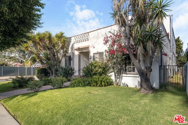 803 N Detroit Street, Los Angeles, CA 90046