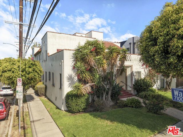 803 N Detroit Street, Los Angeles, CA 90046