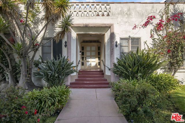 803 N Detroit Street, Los Angeles, CA 90046
