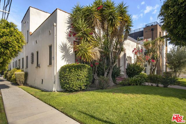 803 N Detroit Street, Los Angeles, CA 90046