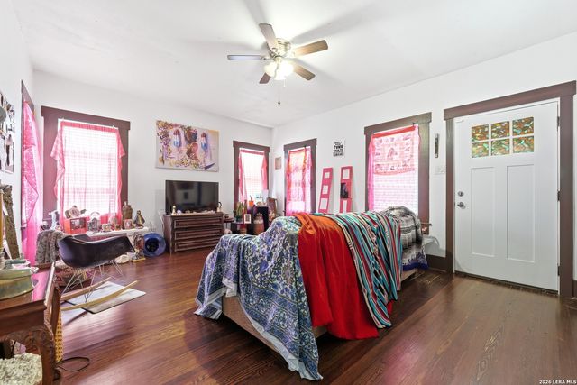 1638 SANTA MONICA ST, San Antonio, TX 78201