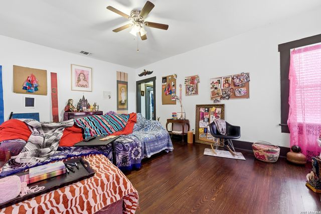 1638 SANTA MONICA ST, San Antonio, TX 78201