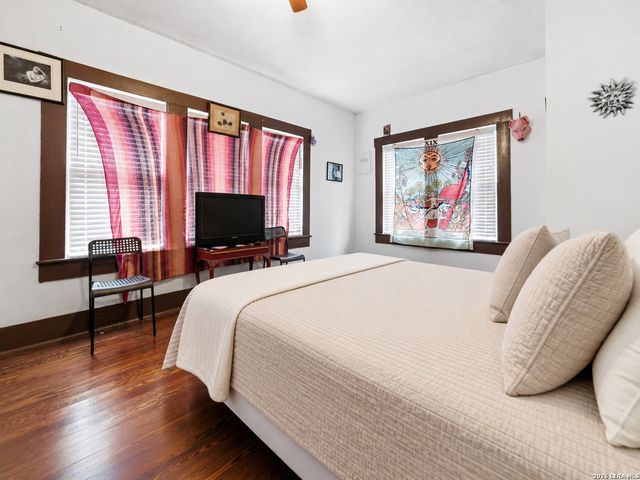 1638 SANTA MONICA ST, San Antonio, TX 78201