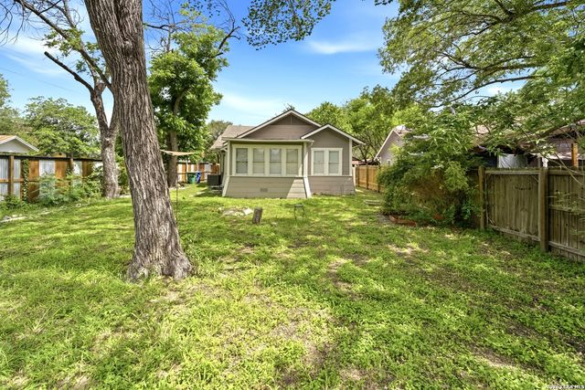 1638 SANTA MONICA ST, San Antonio, TX 78201