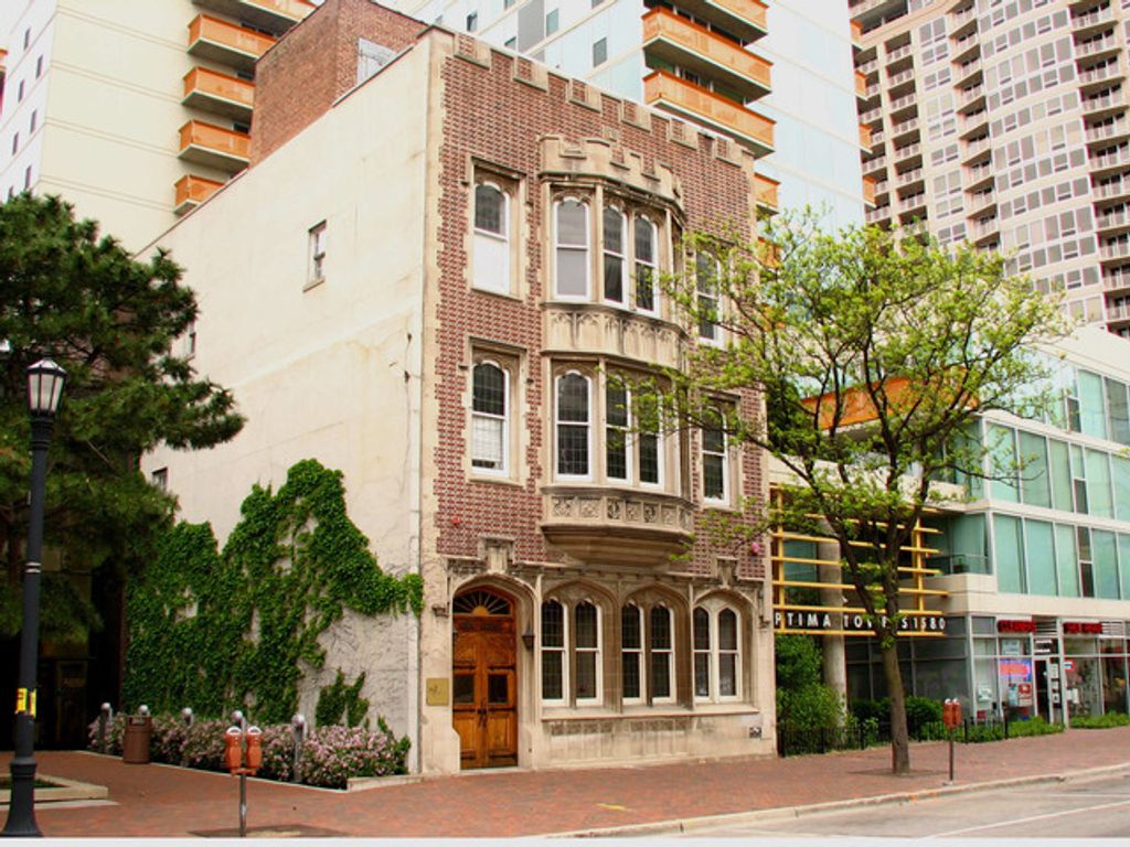 1580 Sherman Avenue 604, Evanston, IL 60201