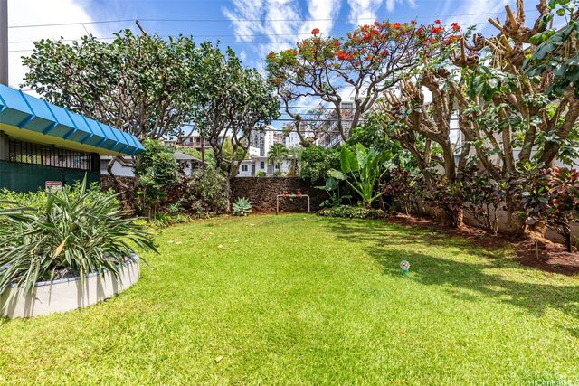 1535 Pensacola Street 910, Honolulu, HI 96822
