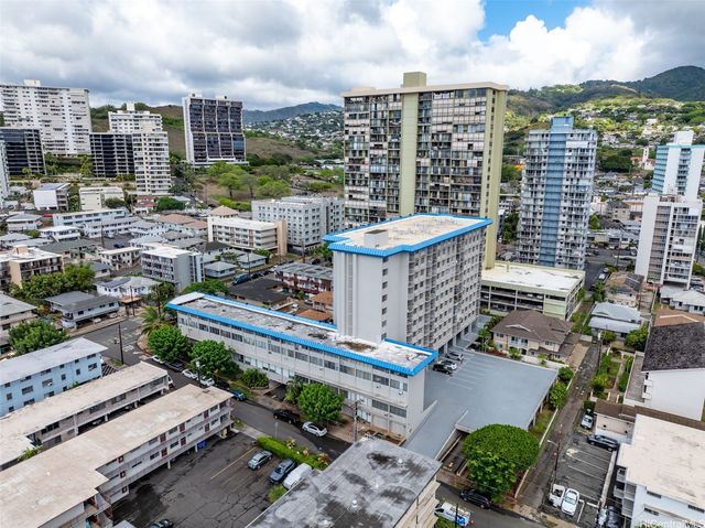 1535 Pensacola Street 910, Honolulu, HI 96822