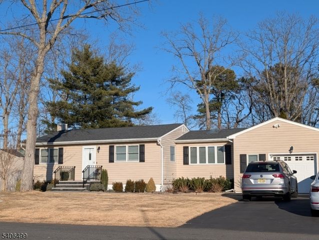 249 Essex Dr, Brick Twp., NJ 08723