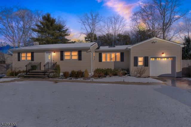 249 Essex Dr, Brick Twp., NJ 08723