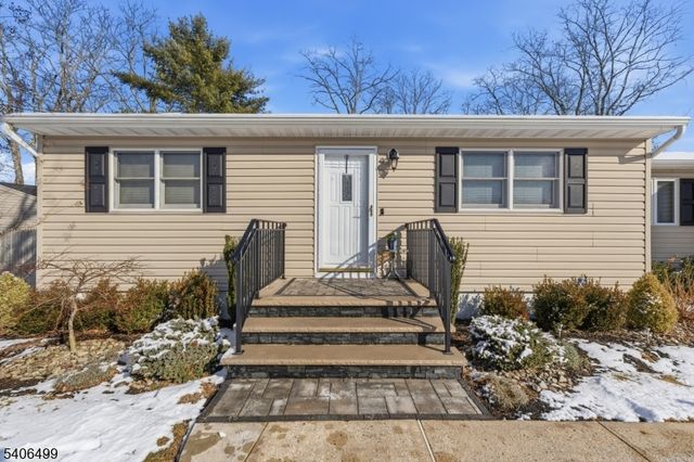 249 Essex Dr, Brick Twp., NJ 08723