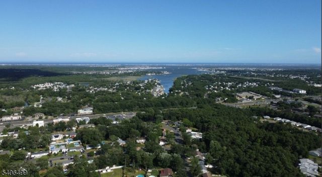 249 Essex Dr, Brick Twp., NJ 08723