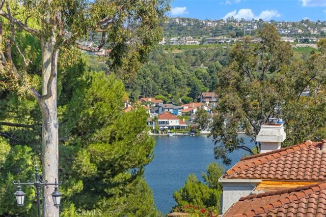 22402 Valdemosa, Mission Viejo, CA 92692
