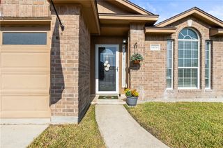 6630 Riding Wind Dr, Corpus Christi, TX 78414