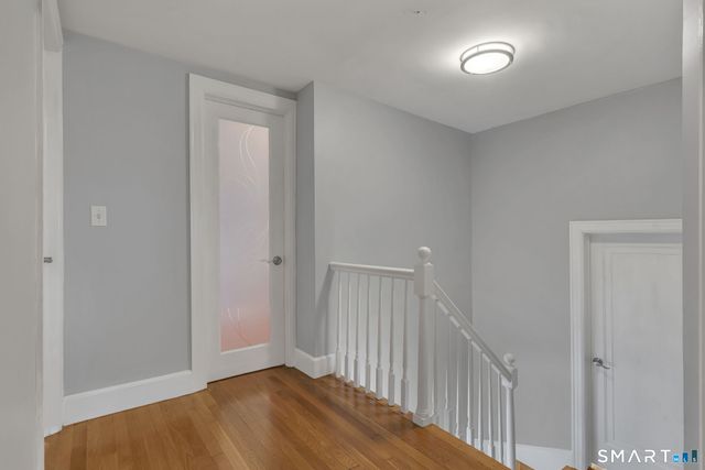30 Crest Street, New London, CT 06320