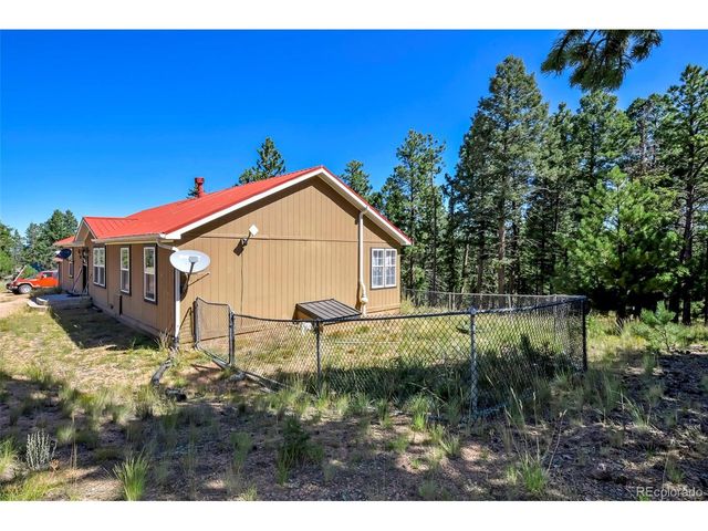 44 Southpark Rd, Florissant, CO 80816