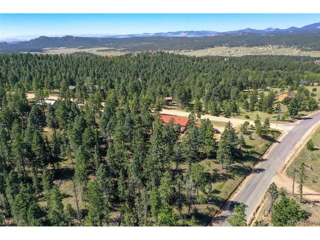 44 Southpark Rd, Florissant, CO 80816