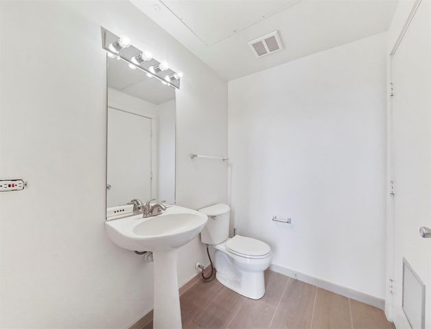 2000 Bagby Street 5436, Houston, TX 77002