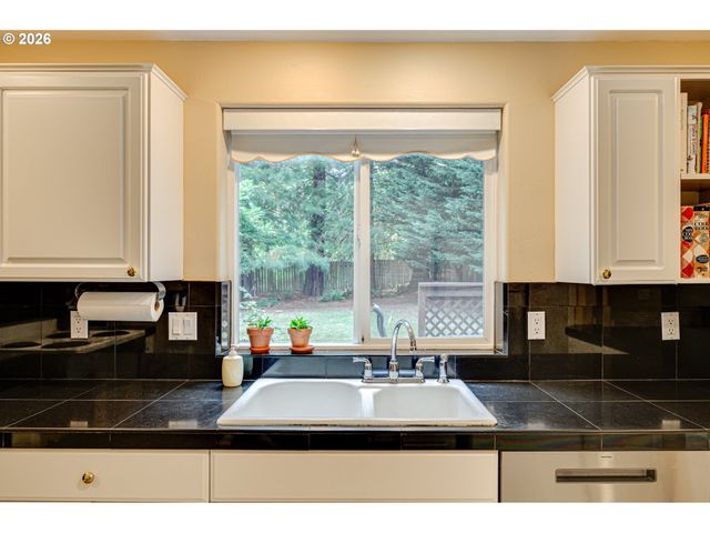 1215 Nw 76TH Cir, Vancouver, WA 98665