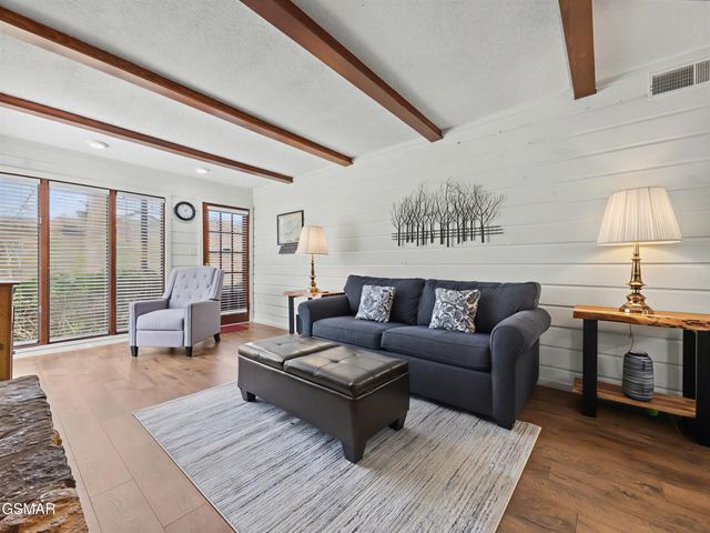 3815 E Parkway, Gatlinburg, TN 37738